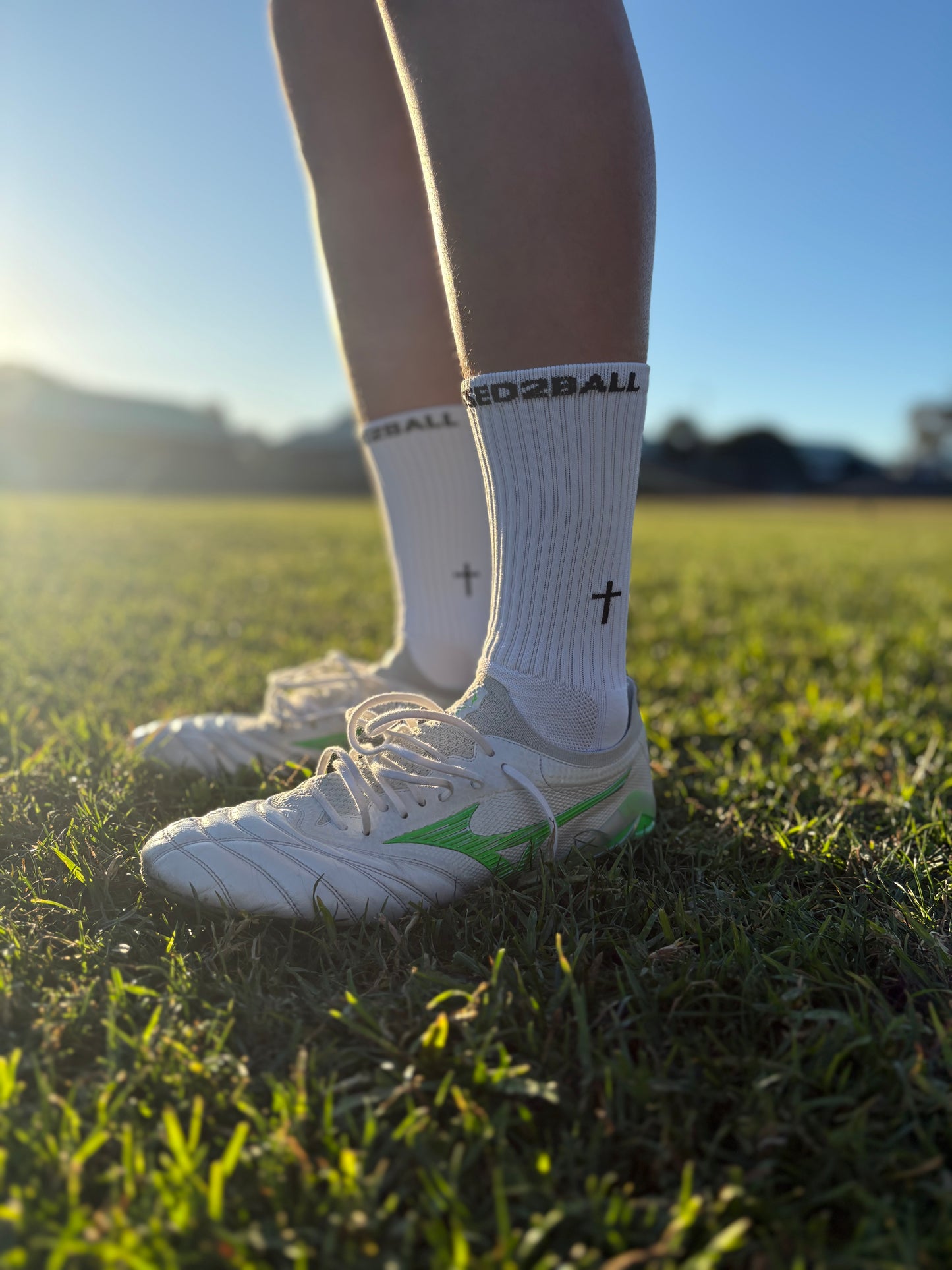 BLESSED2BALL PERFORMANCE GRIP SOCKS WHITE